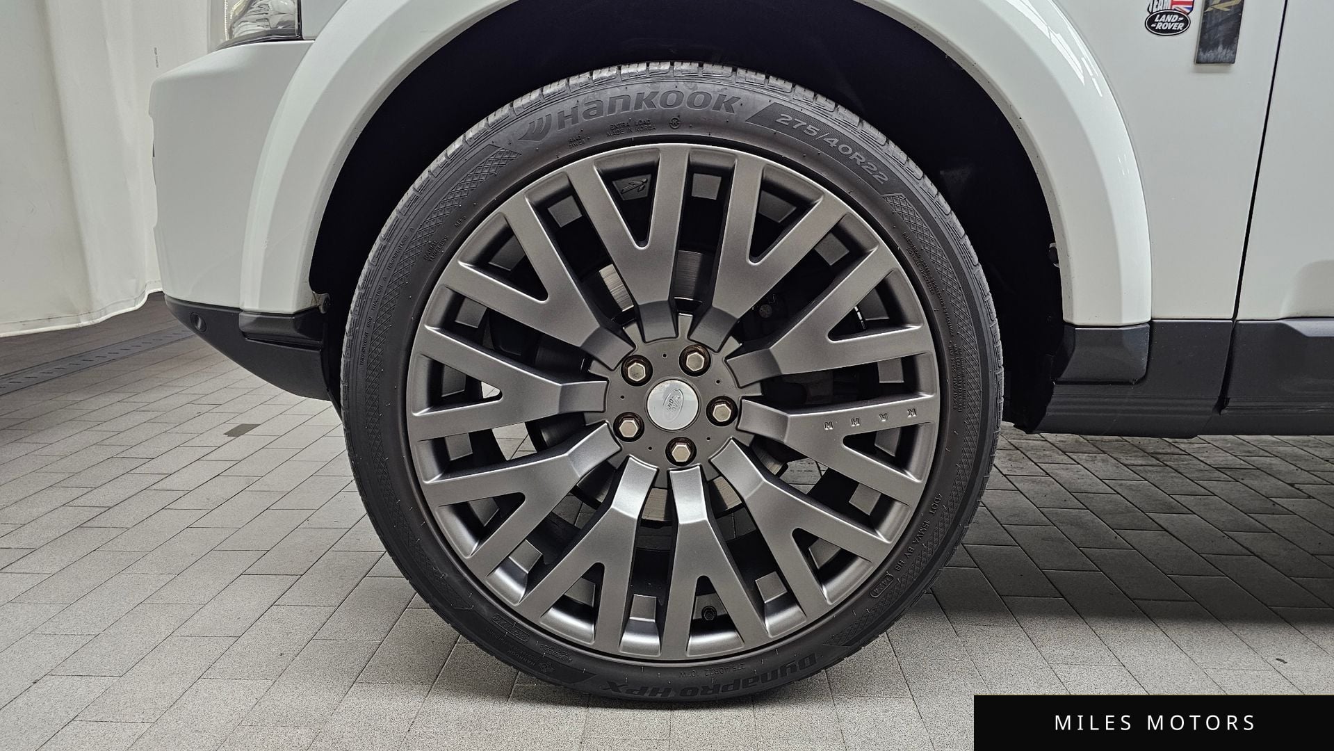 Land Rover Discovery 2016 — миниатюра 5
