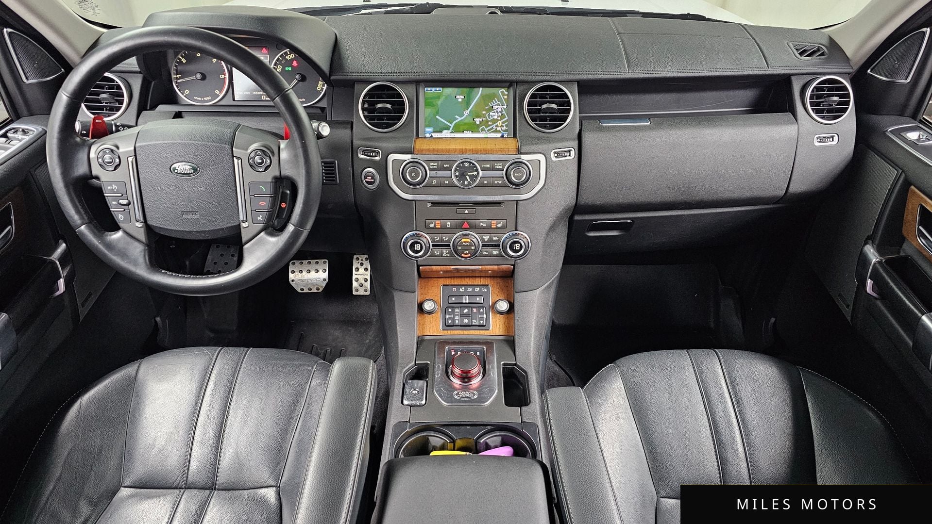 Land Rover Discovery 2016 — миниатюра 7