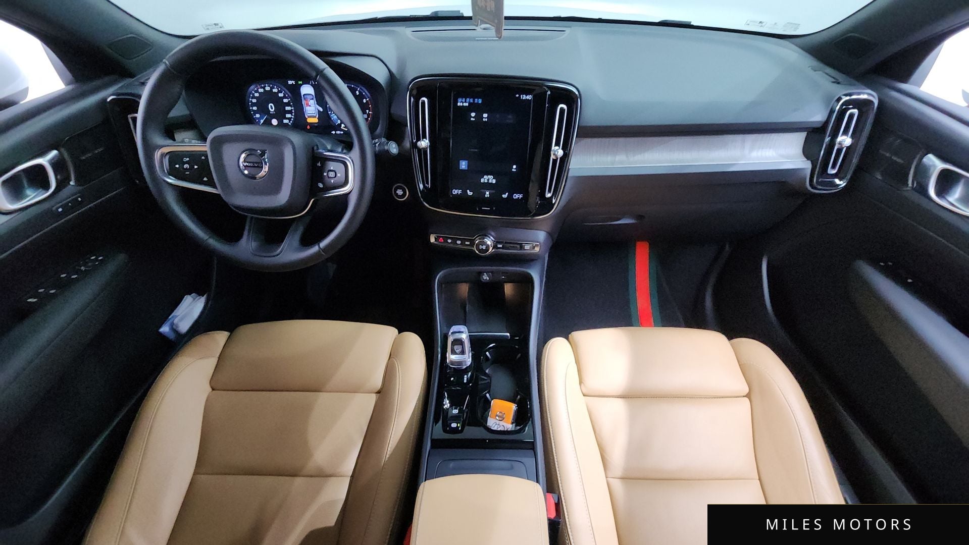 Volvo XC40 2021 — миниатюра 10