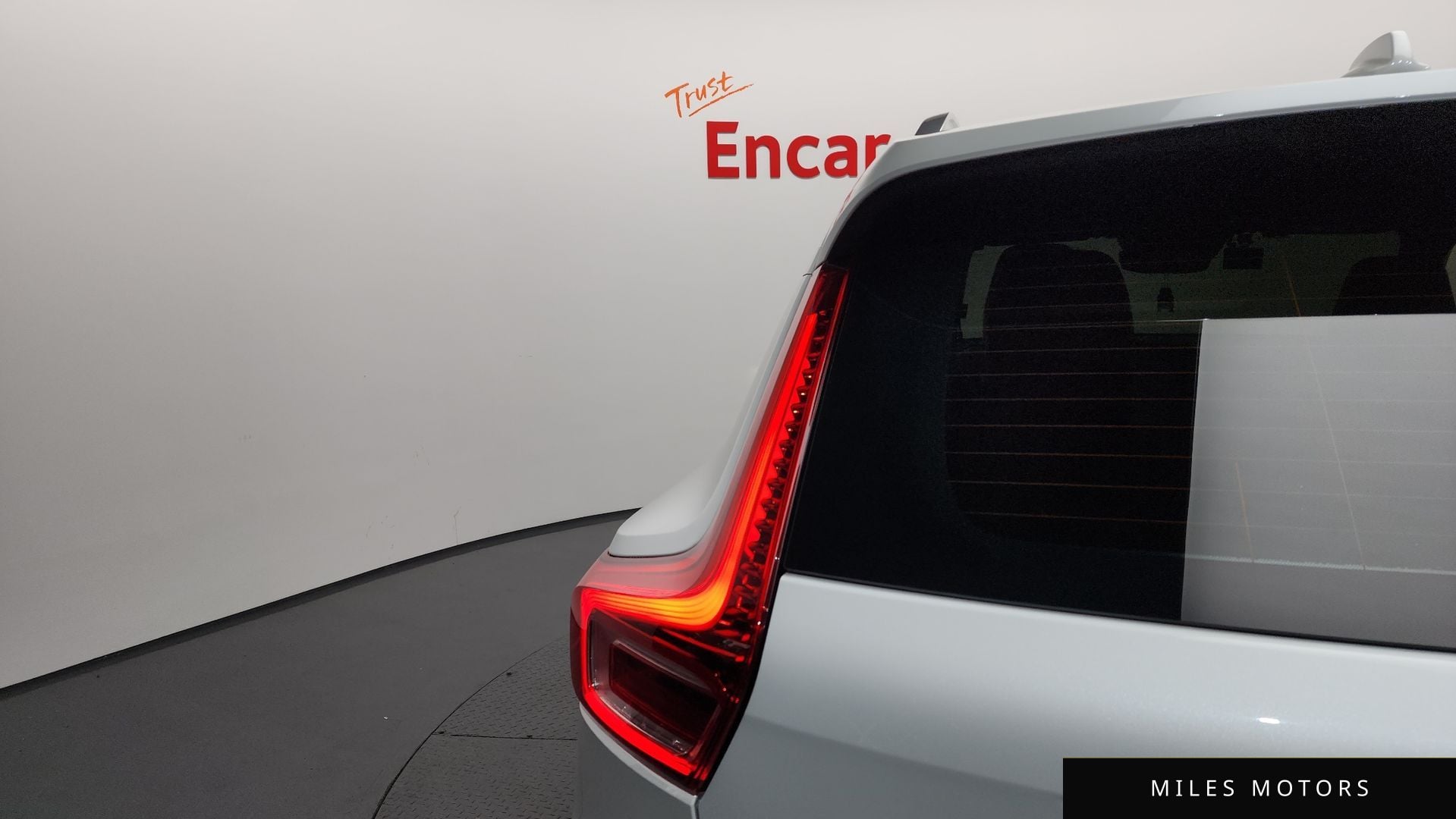 Volvo XC40 2021 — миниатюра 9