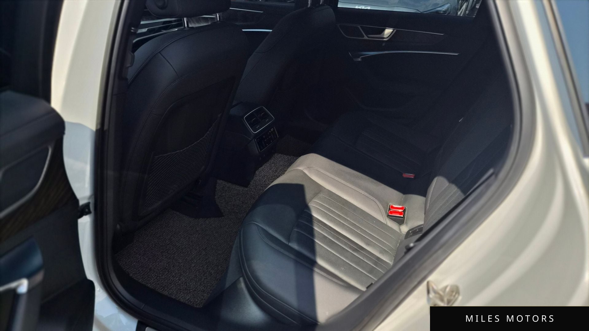Audi A6 (C8) 2022 — миниатюра 5
