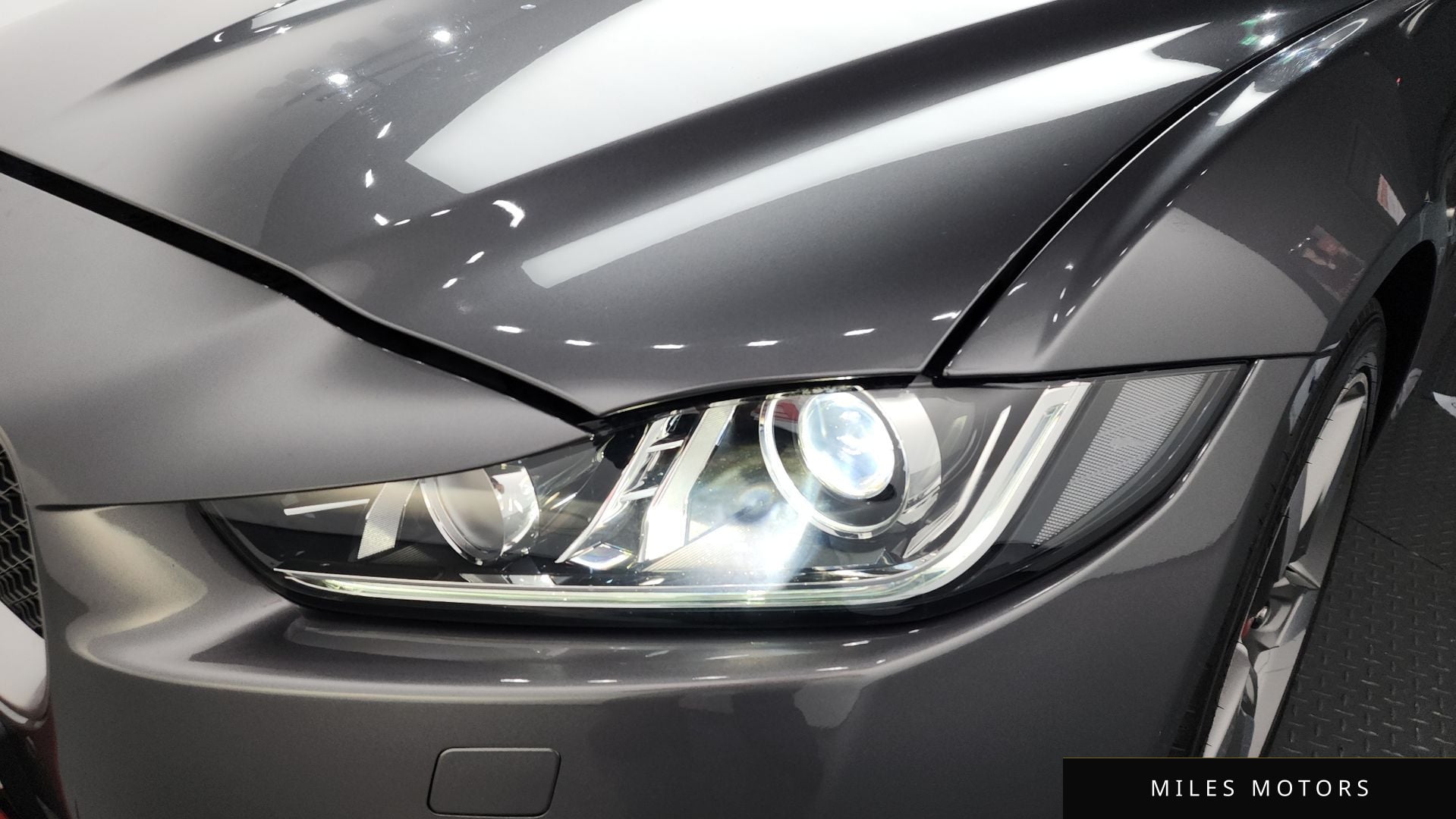 Jaguar XE 2018 — миниатюра 8