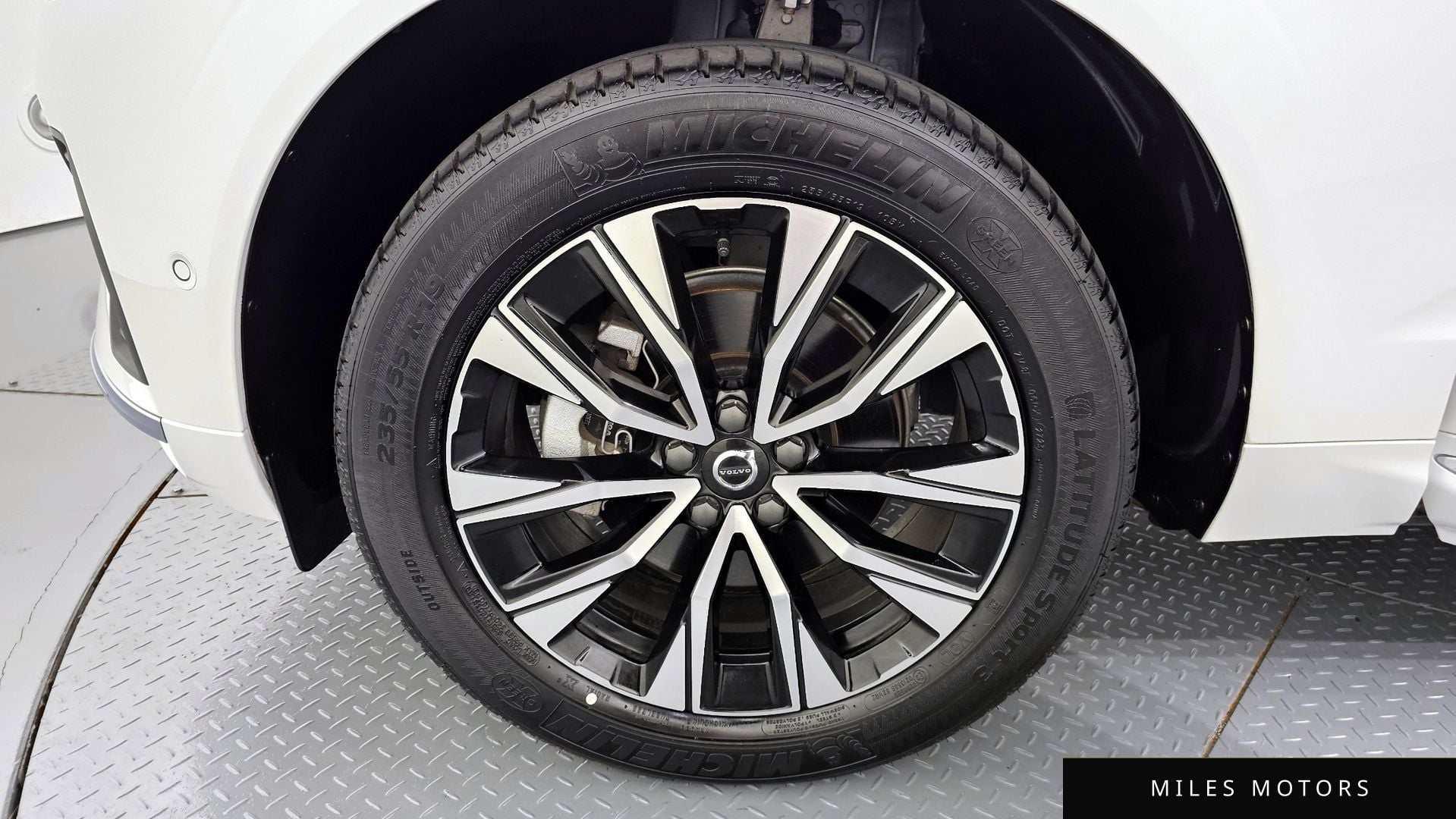 Volvo XC60 2024 — миниатюра 5