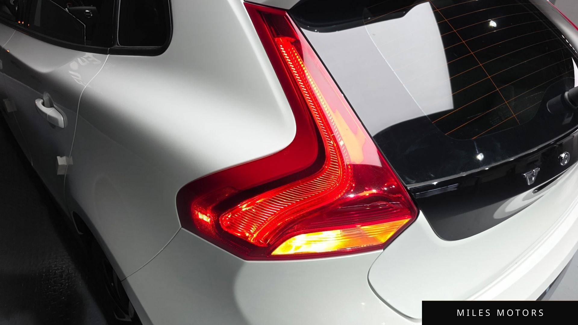 Volvo V40 2019 — миниатюра 9