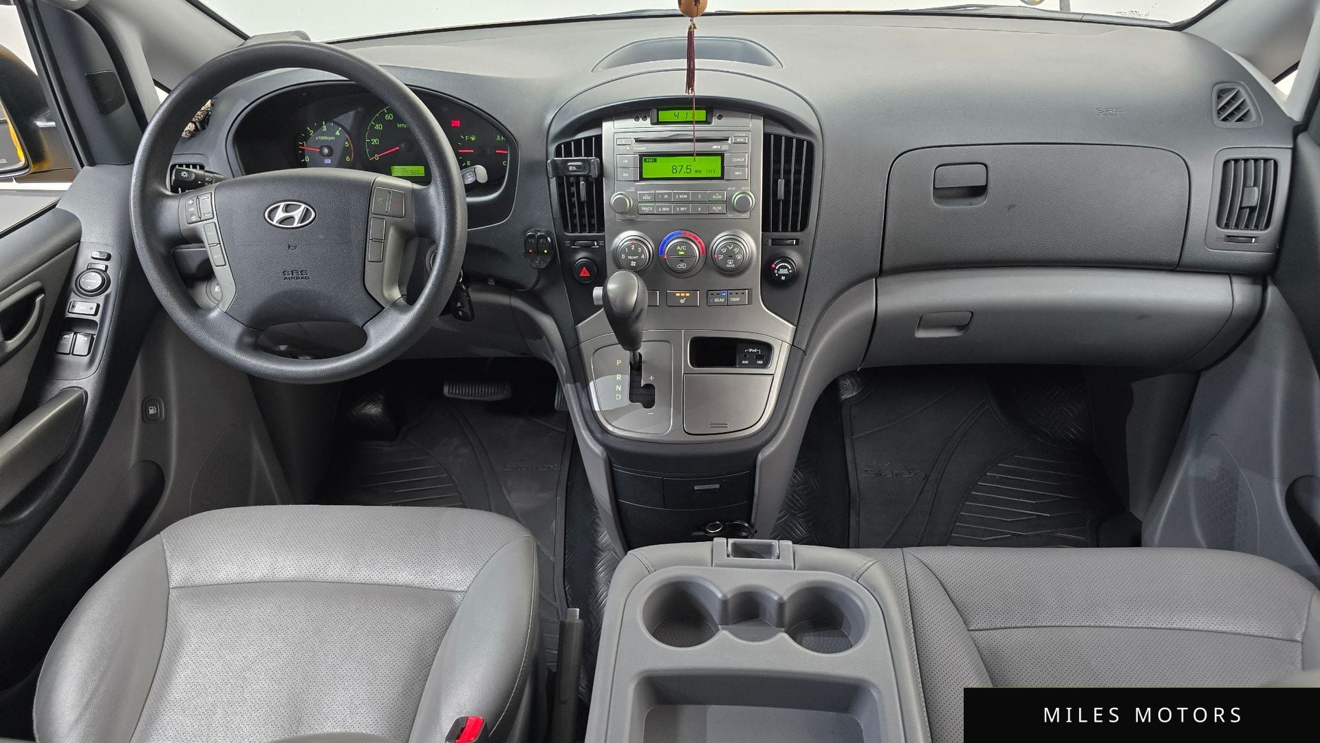 Hyundai Starex 2015 — миниатюра 10