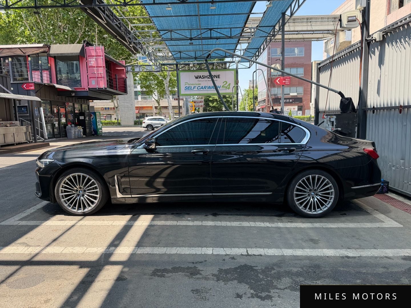 BMW 7 Series (G11) 2022 — миниатюра 2
