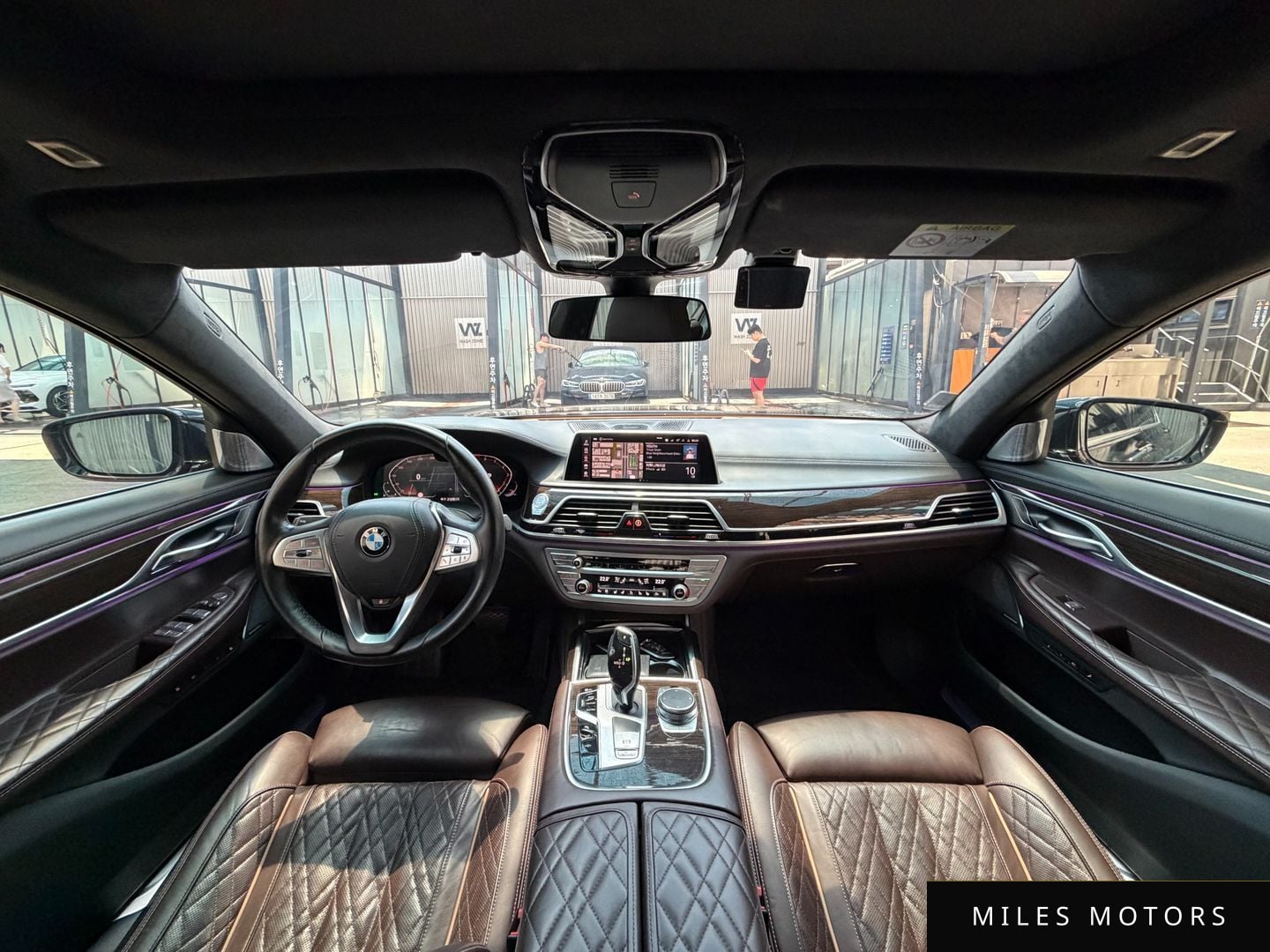 BMW 7 Series (G11) 2022 — миниатюра 7