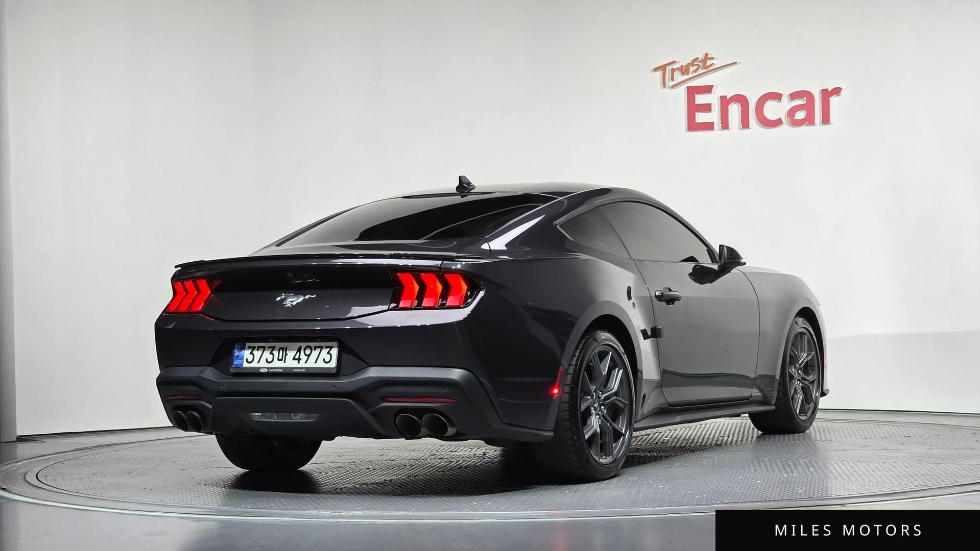 Ford Mustang 2024 — миниатюра 2