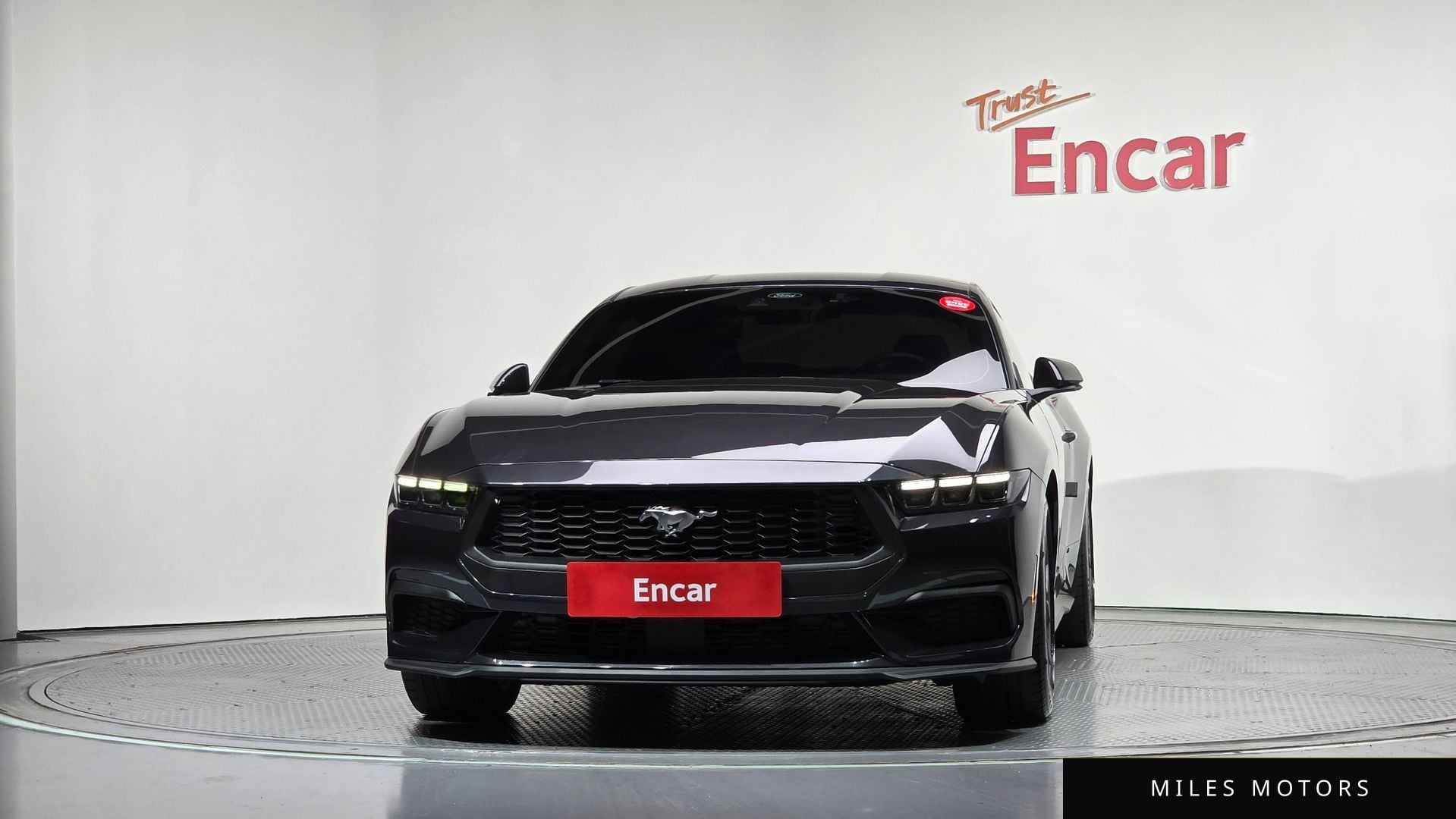 Ford Mustang 2024 — миниатюра 3