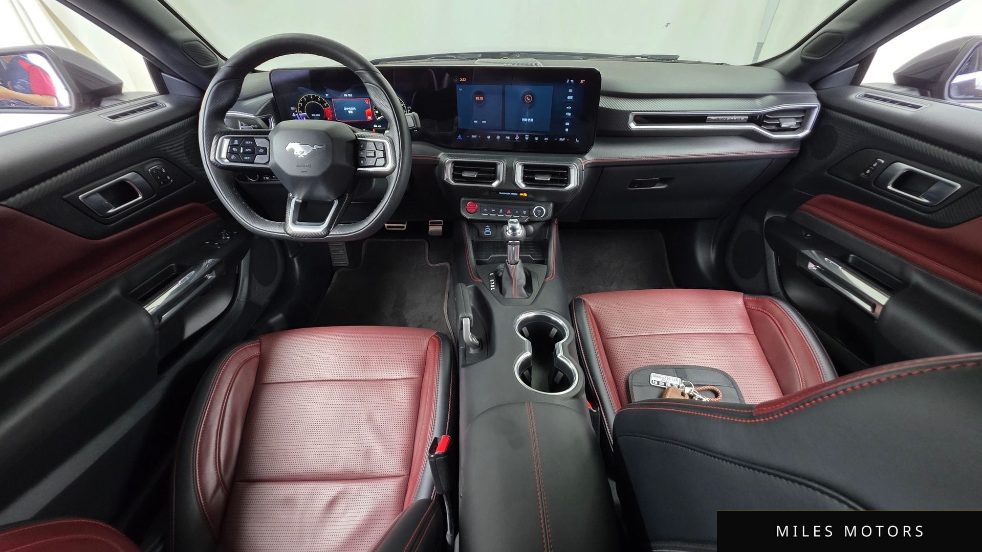 Ford Mustang 2024 — миниатюра 10