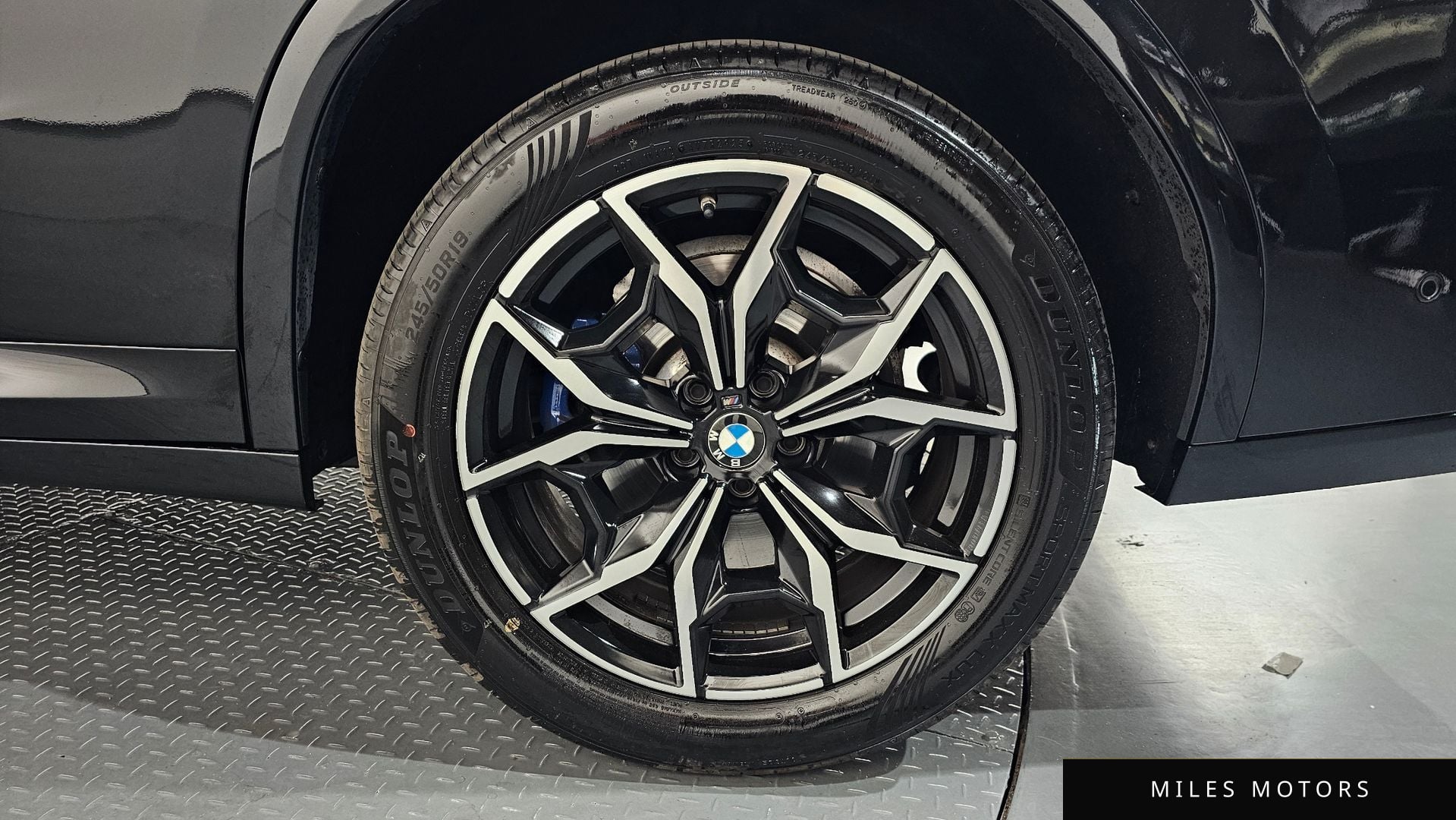 BMW X4 (G02) 2023 — миниатюра 7