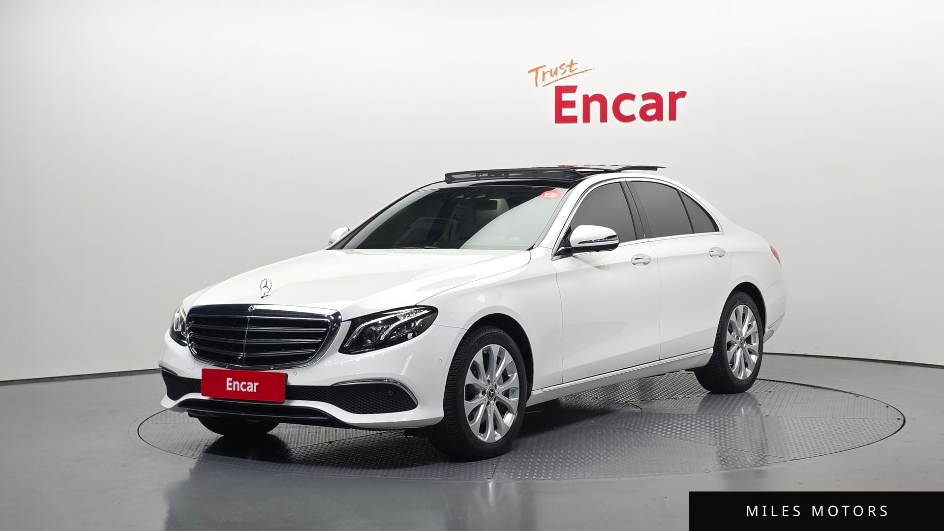 Mercedes-Benz E-Class W213 2019 — фото 1 из 12