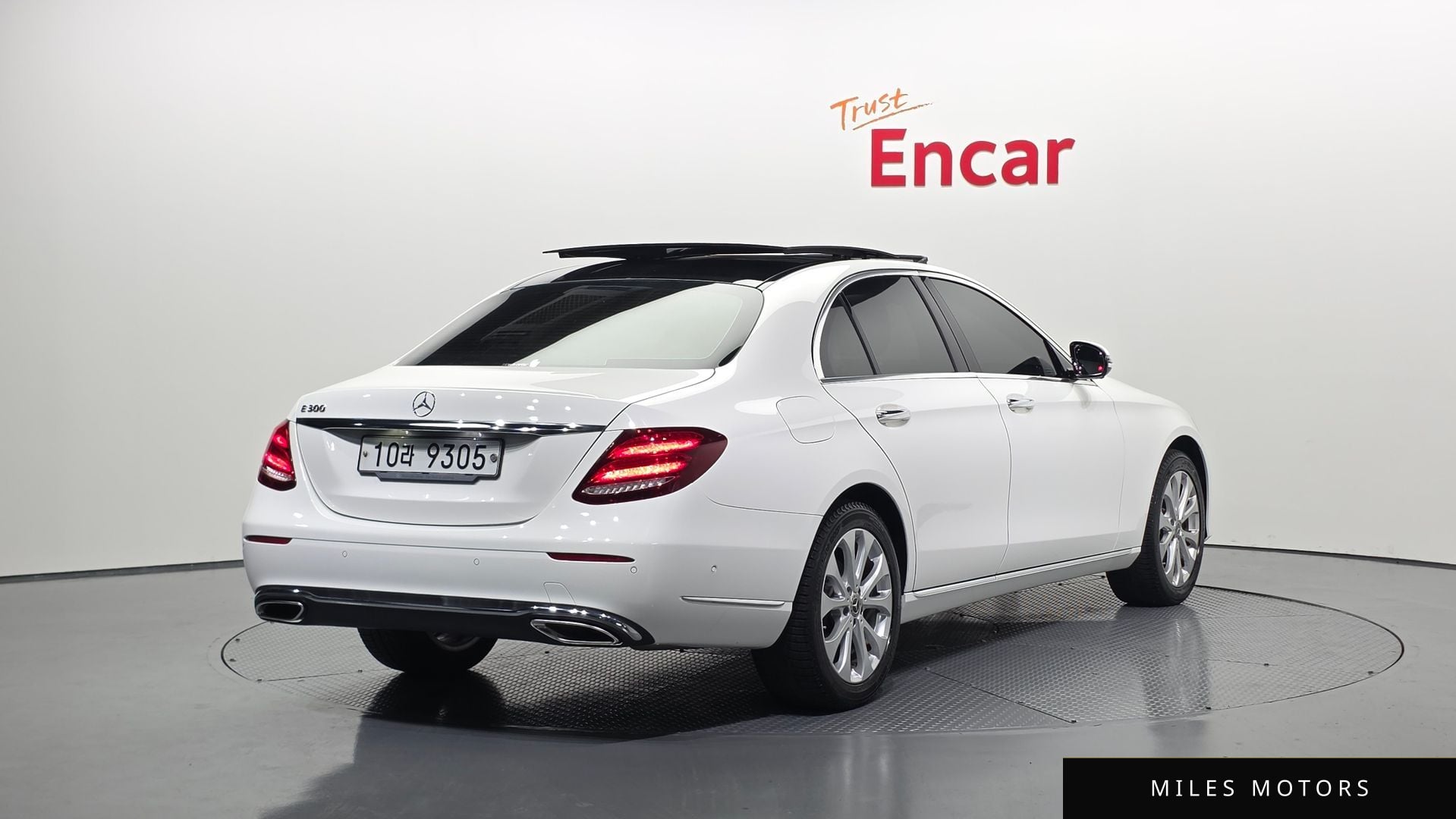 Mercedes-Benz E-Class W213 2019 — миниатюра 2