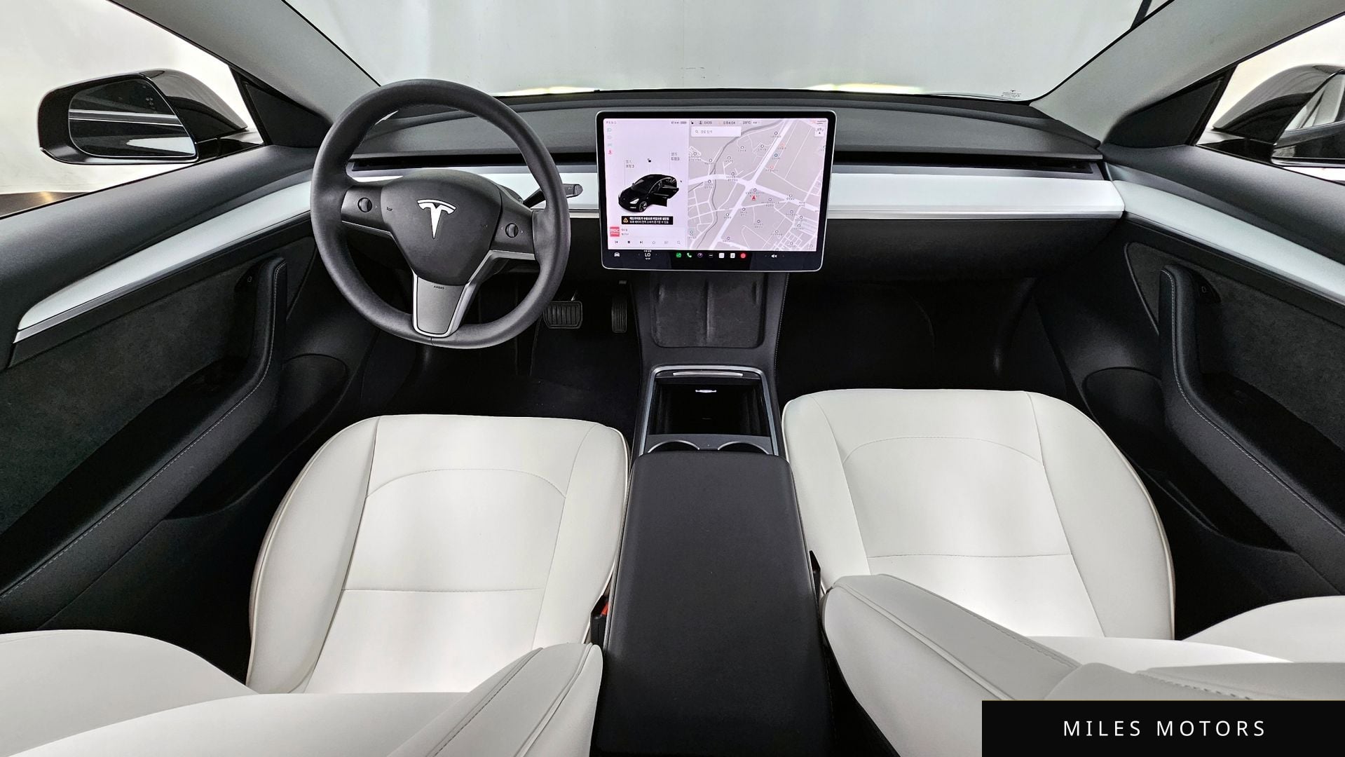 Tesla Model 3 2022 — миниатюра 10