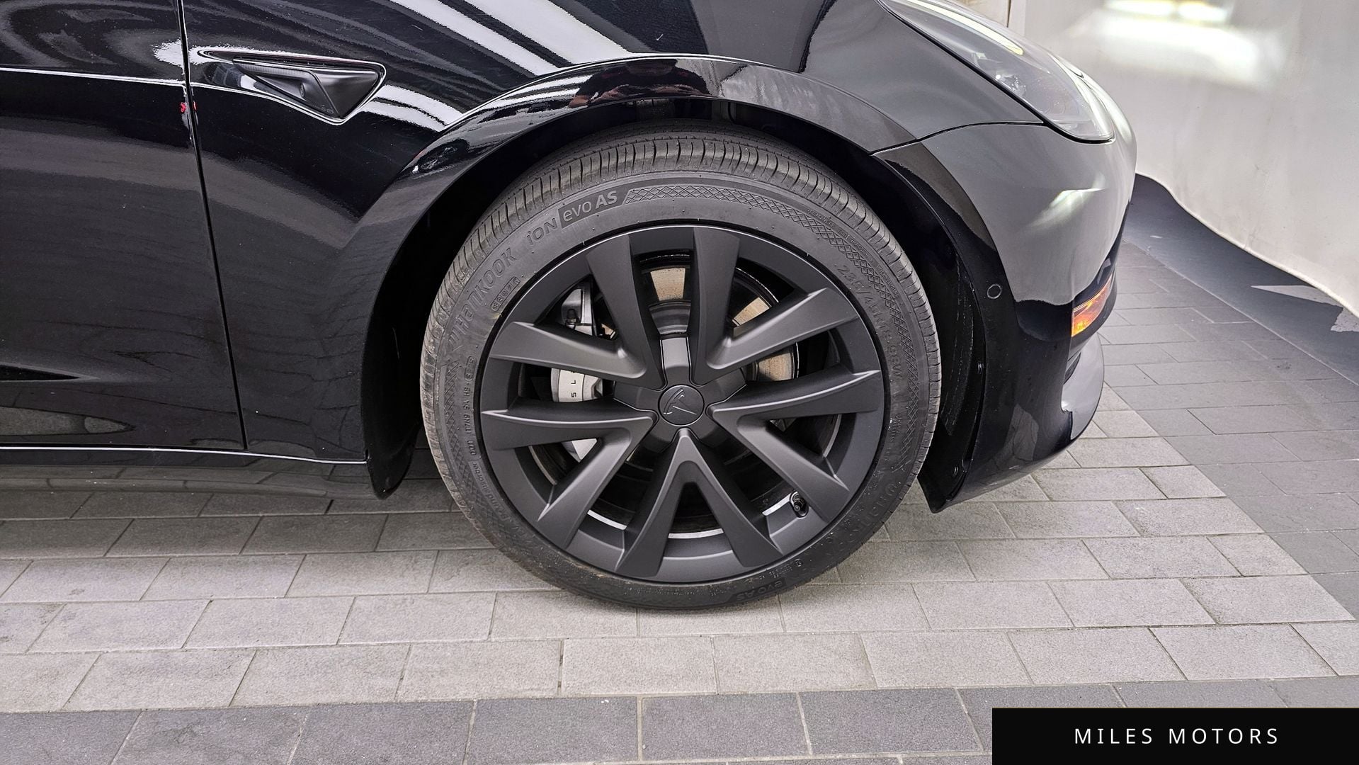 Tesla Model 3 2022 — миниатюра 7