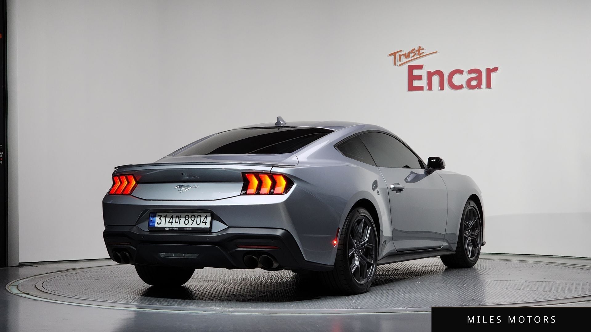 Ford Mustang 2024 — миниатюра 2
