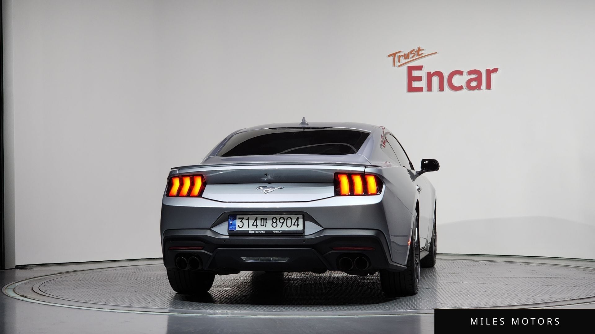 Ford Mustang 2024 — миниатюра 4
