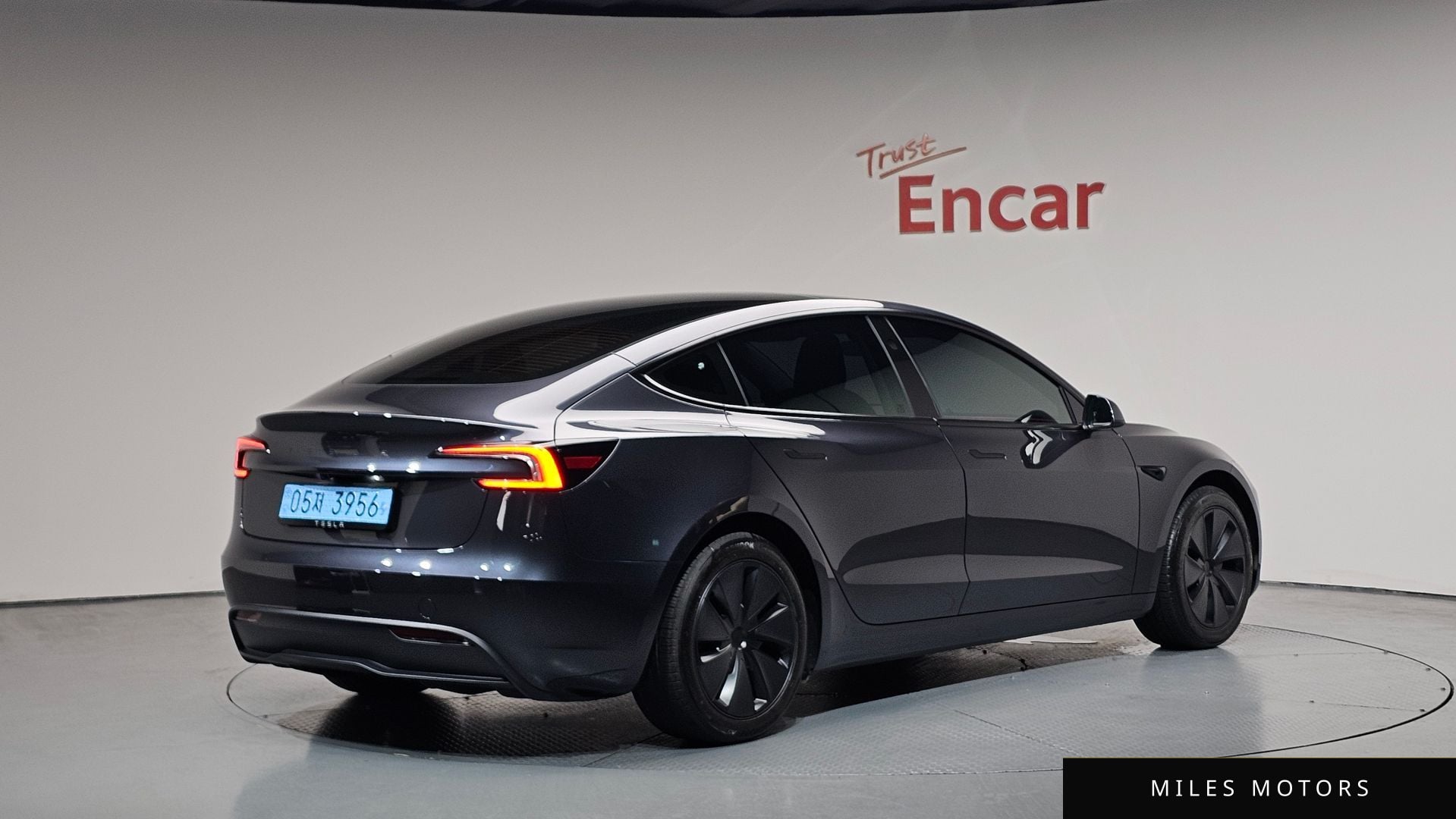 Tesla Model 3 2025 — фото 1 из 12