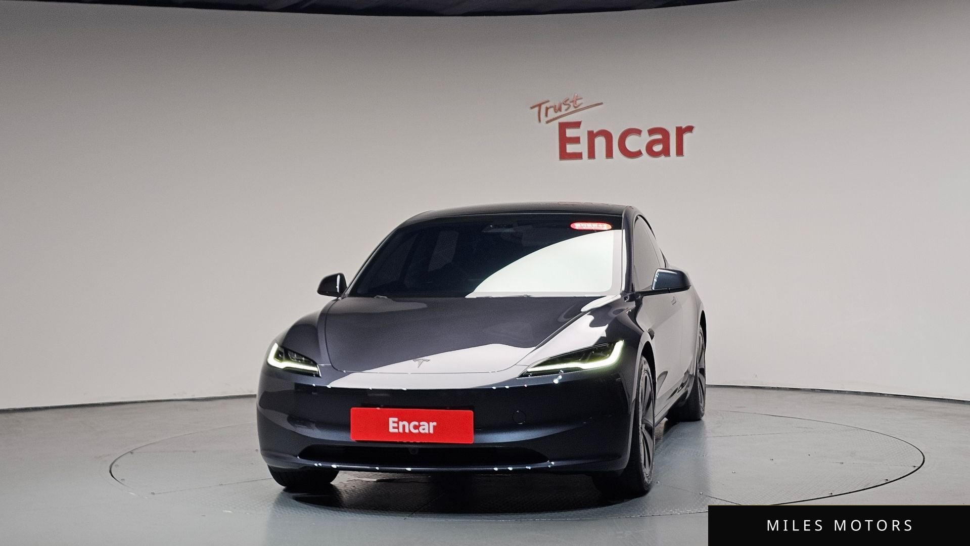 Tesla Model 3 2025 — миниатюра 2