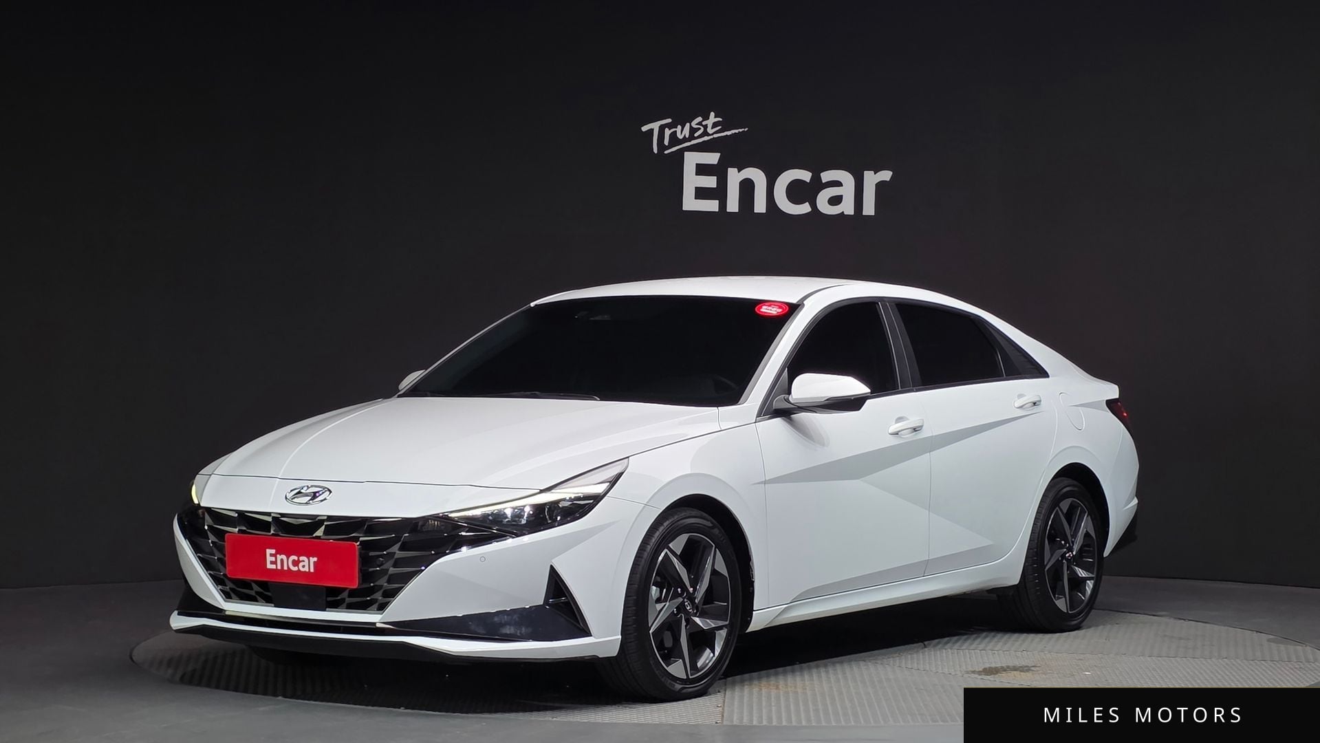 Hyundai AVANTE 2021 — фото 1 из 12