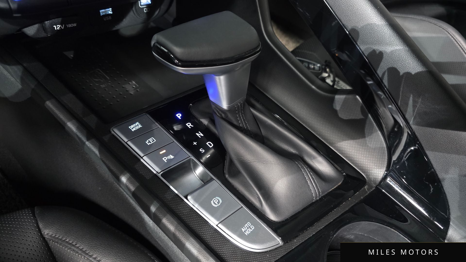 Hyundai AVANTE 2021 — миниатюра 12