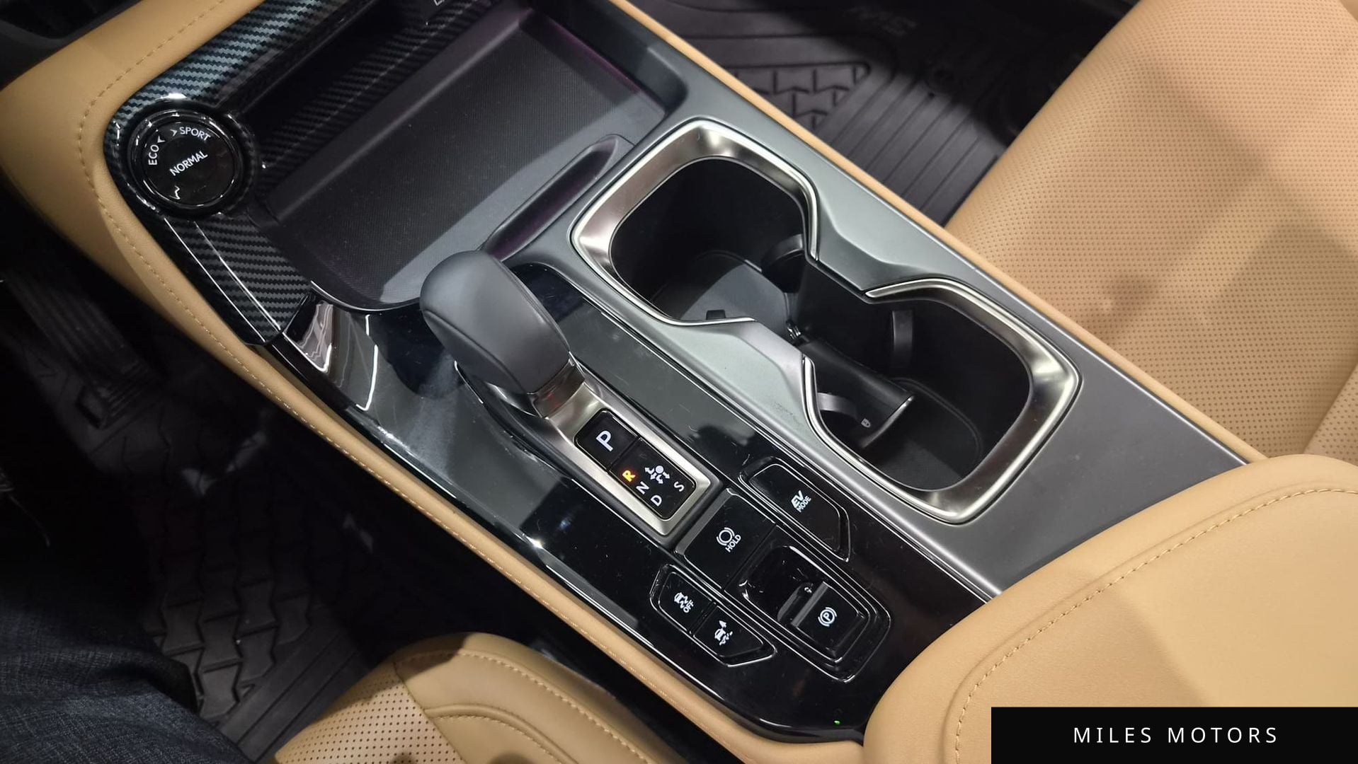 Лексус NX350h 2024 — миниатюра 9