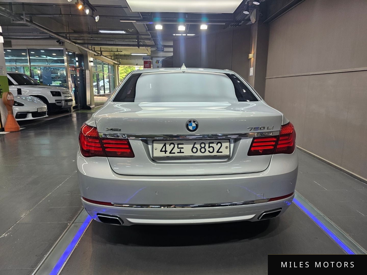 BMW 7 Series (F01) 2014 — миниатюра 4