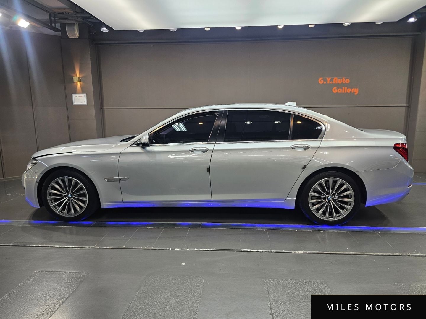 BMW 7 Series (F01) 2014 — миниатюра 5