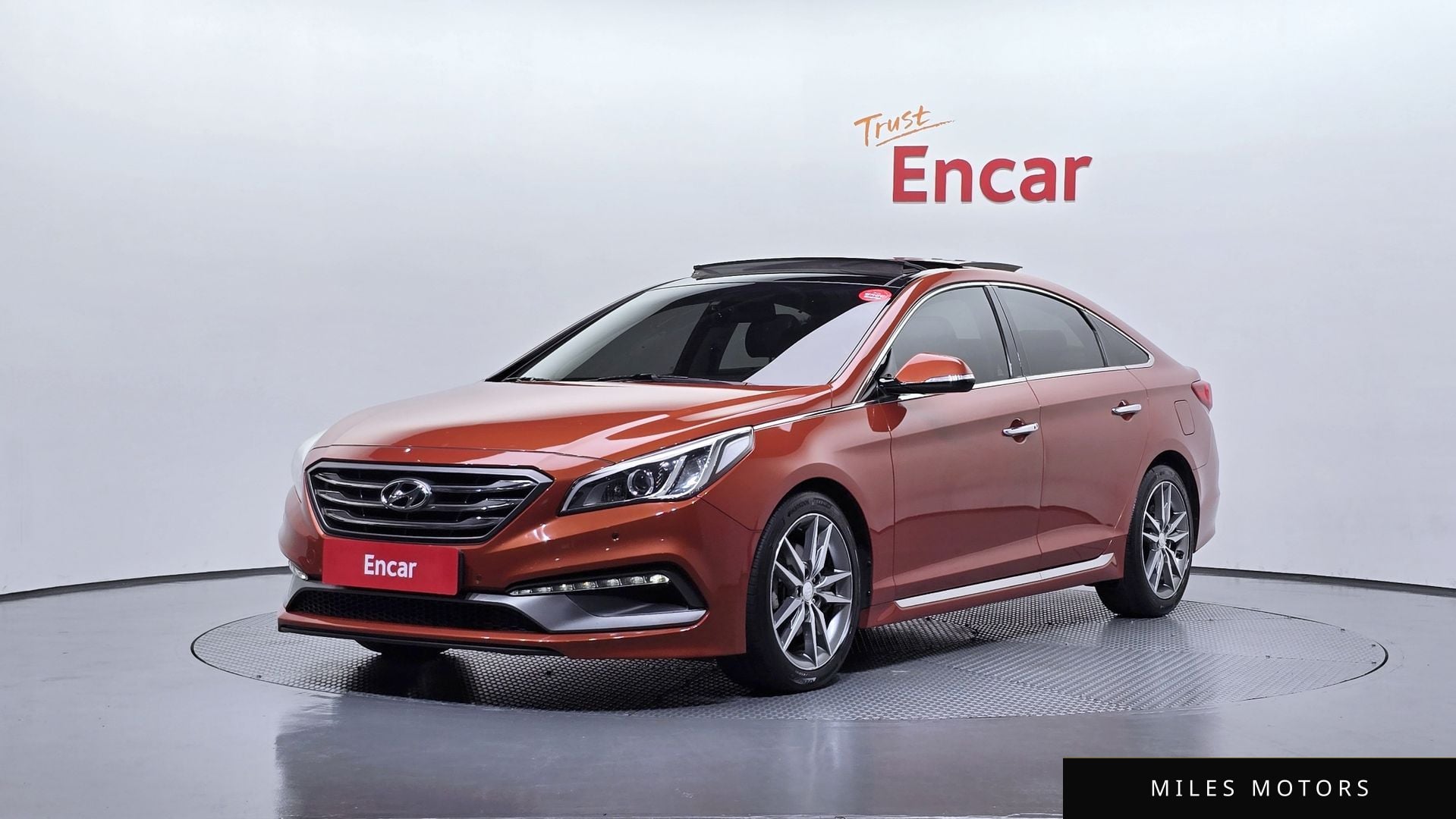 Hyundai Sonata 2016 — фото 1 из 12