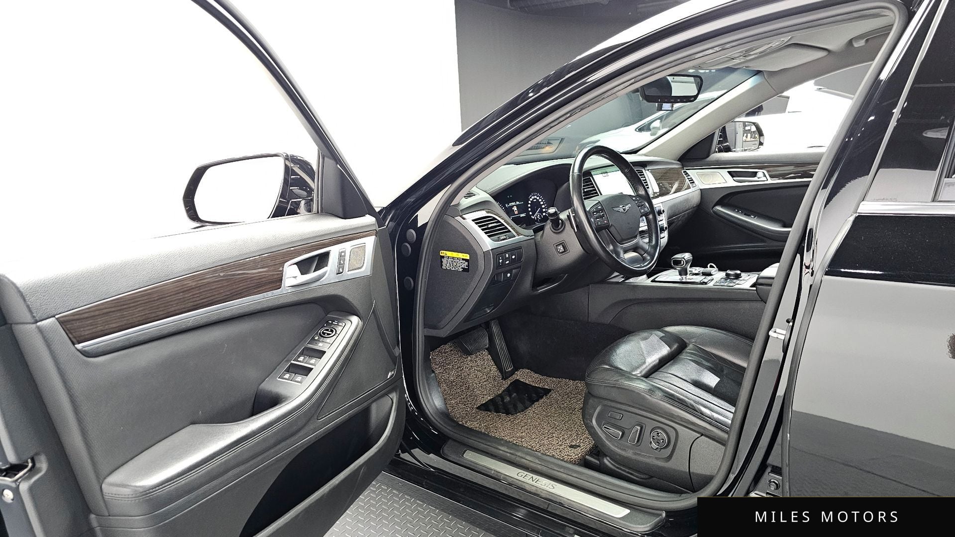 Genesis G80 2017 — миниатюра 10