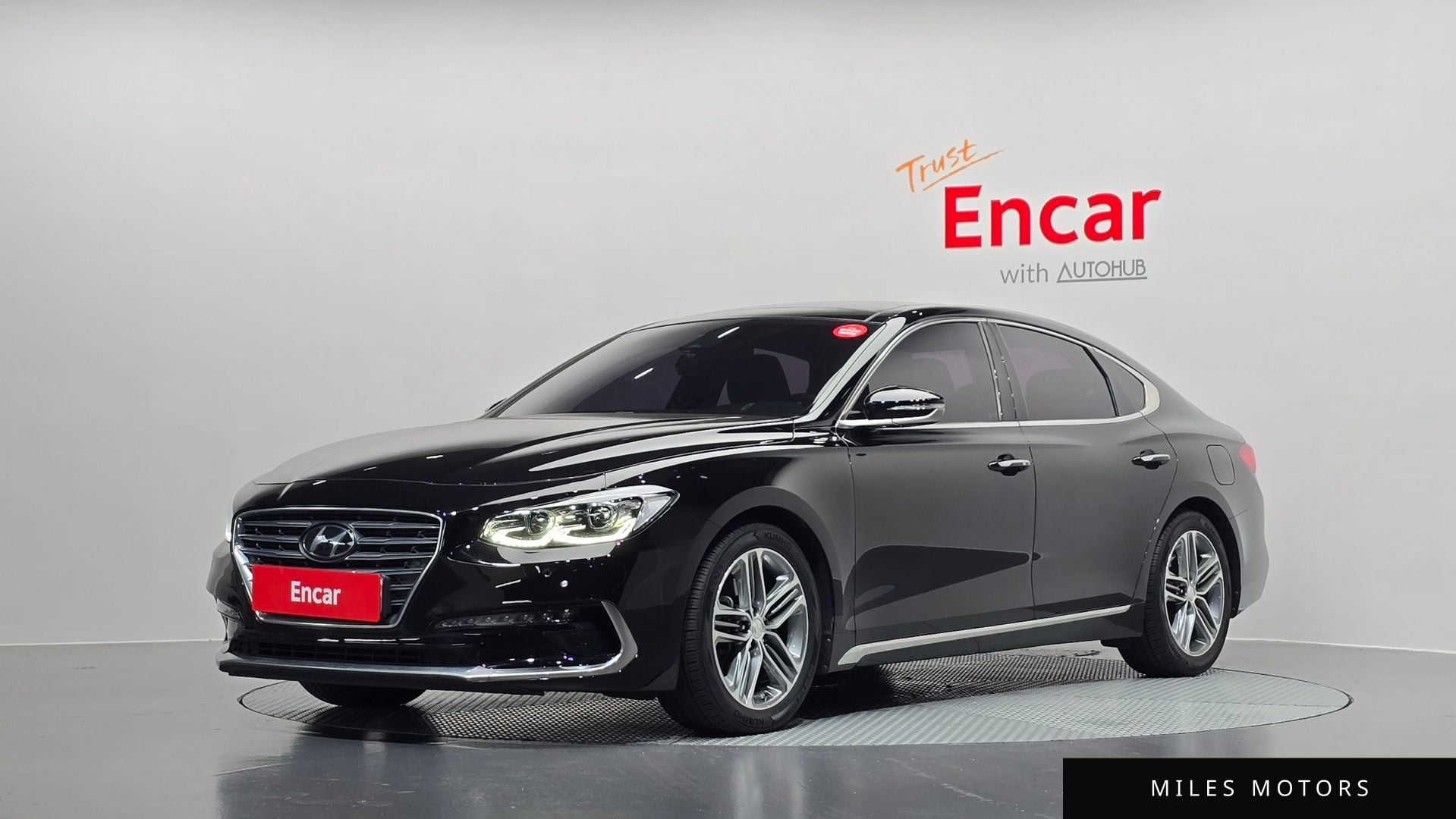 Hyundai Grandeur 2018 — фото 1 из 12