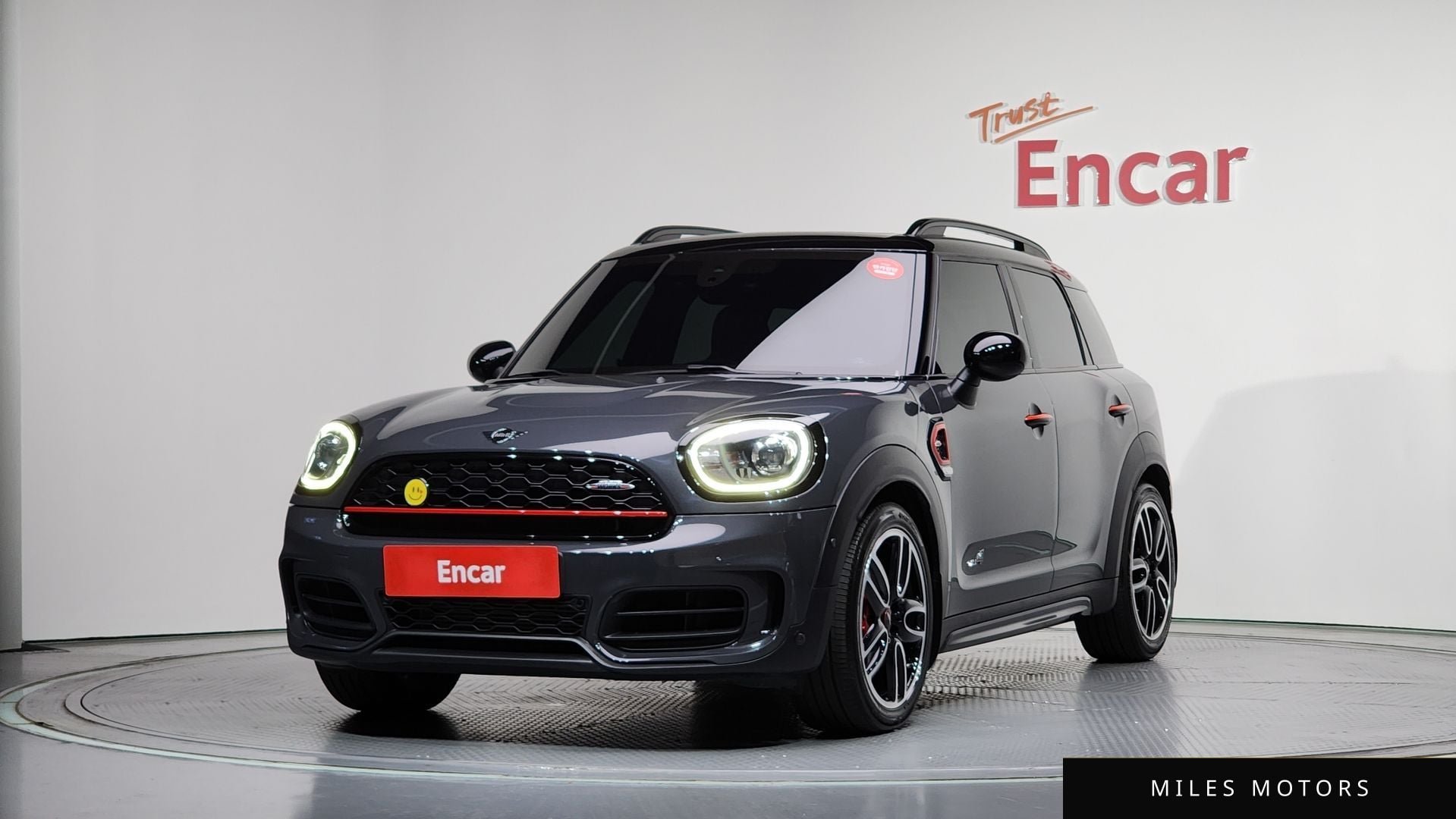 MINI Countryman 2019 — фото 1 из 12