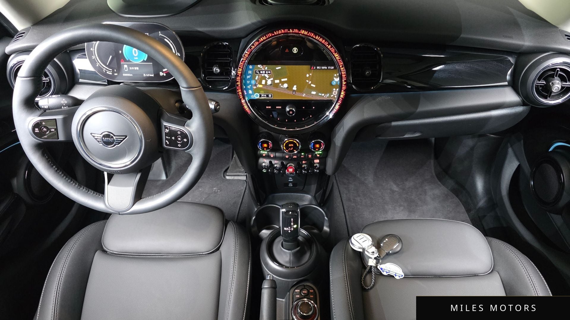 MINI Cooper 2024 — миниатюра 10