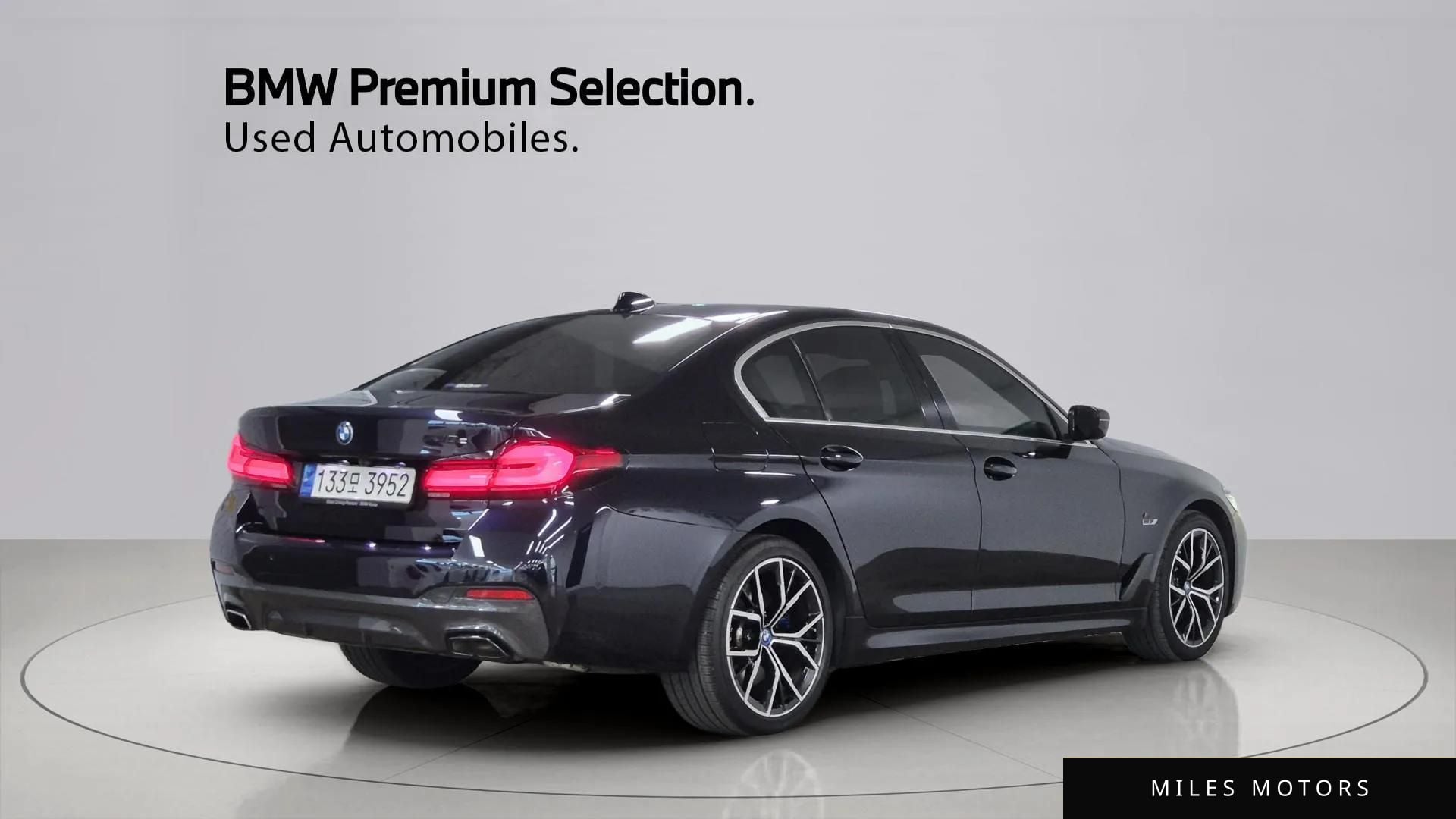 BMW 5 Series (G30) 2023 — миниатюра 2