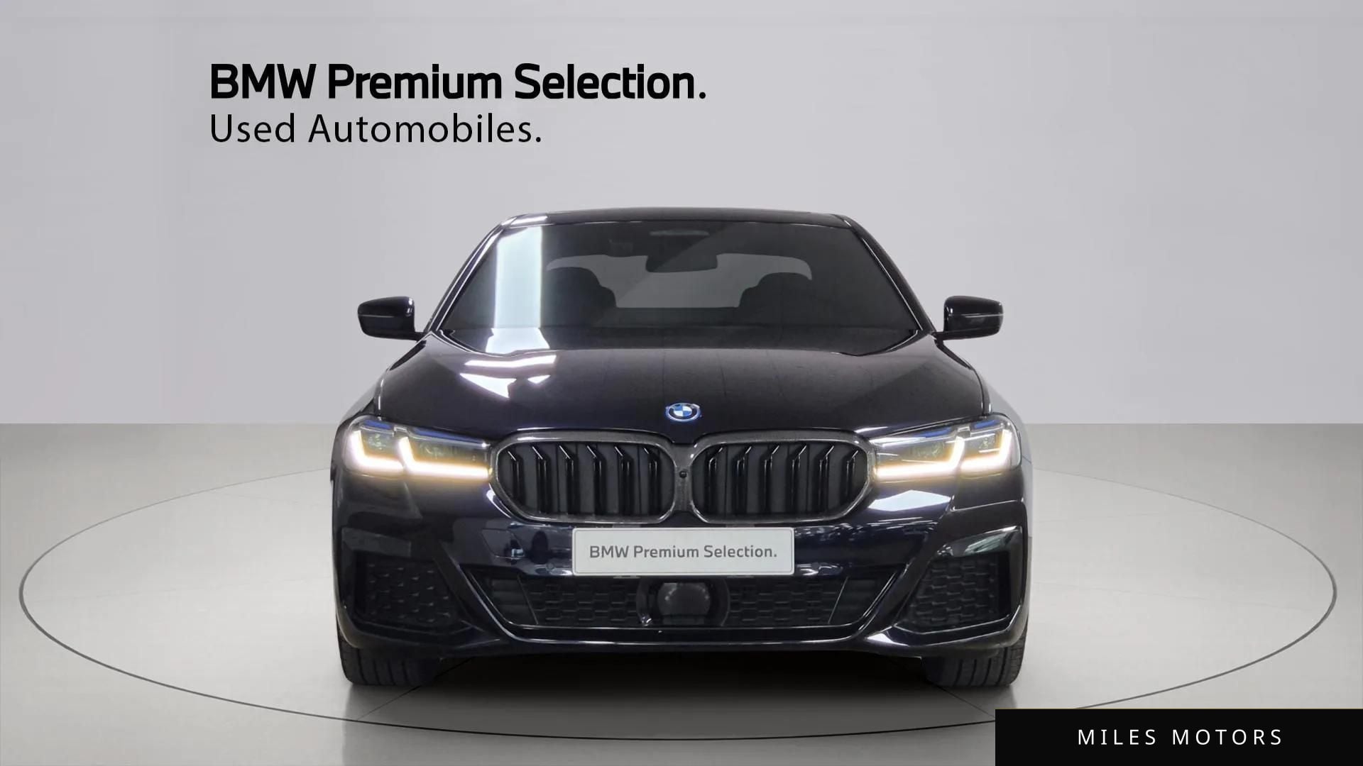 BMW 5 Series (G30) 2023 — миниатюра 3