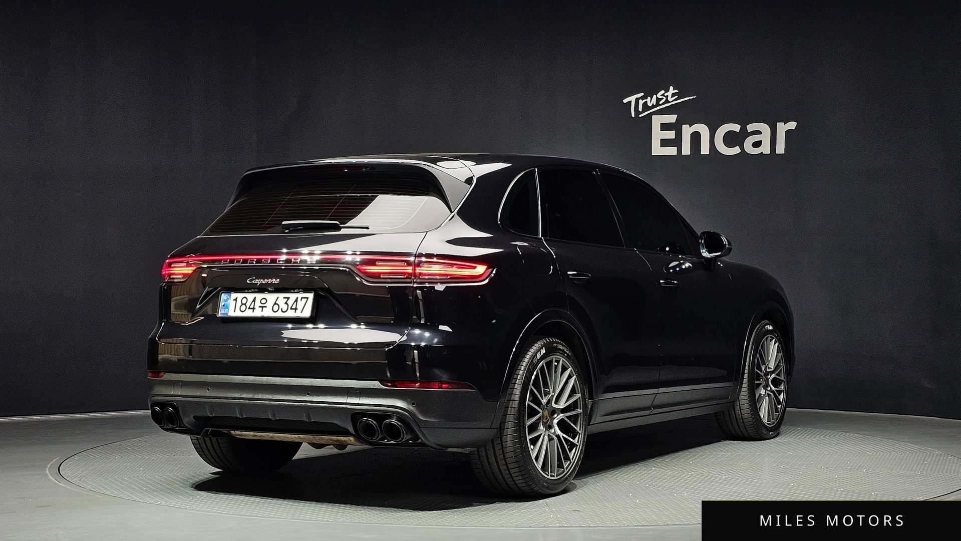 Porsche Cayenne 2019 — миниатюра 2