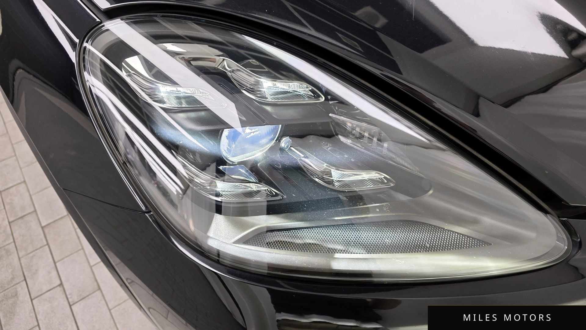 Porsche Cayenne 2019 — миниатюра 8