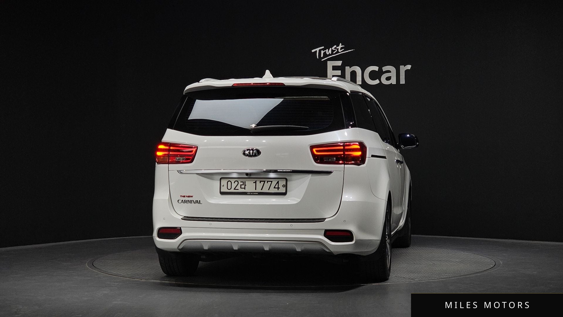 Kia Canival 2019 — миниатюра 3
