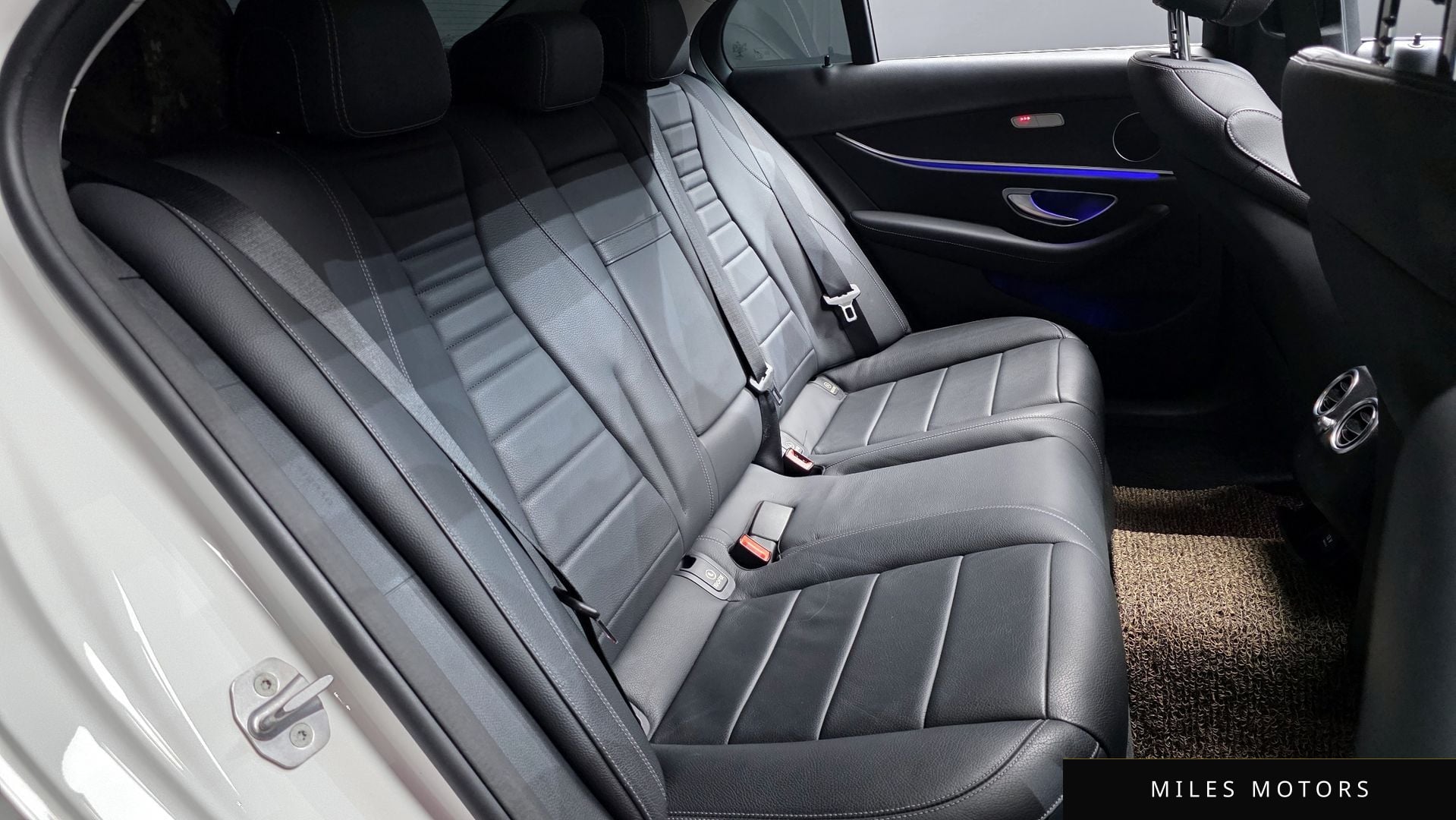 Mercedes-Benz E-Class W213 2017 — миниатюра 11