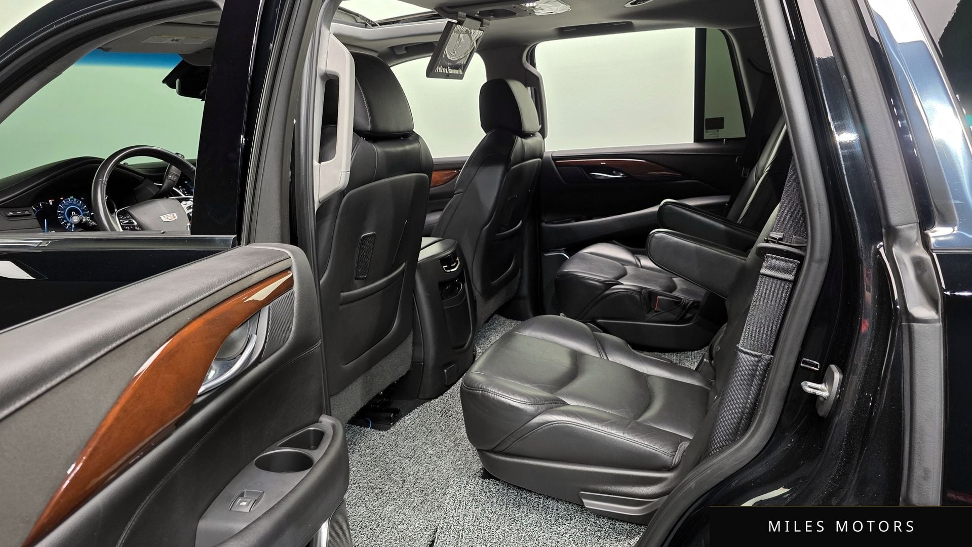 Cadillac Escalade 2018 — миниатюра 12
