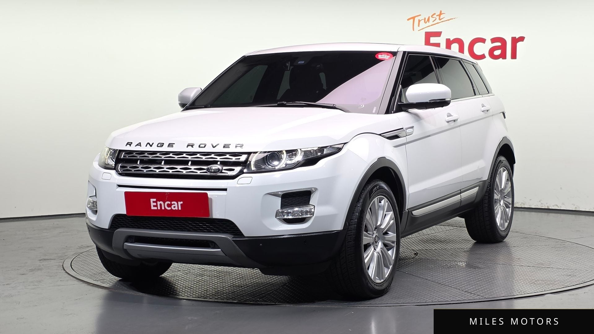 Land Rover Range Rover Evoque 2013 — фото 1 из 12