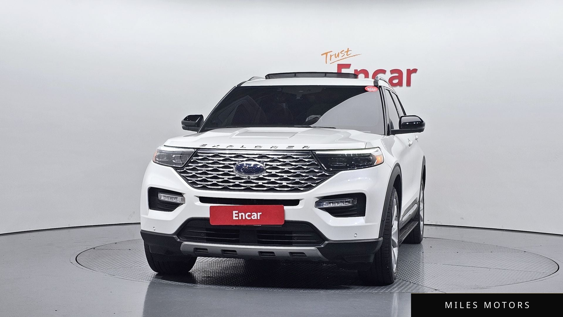Ford Explorer 2021 — миниатюра 3