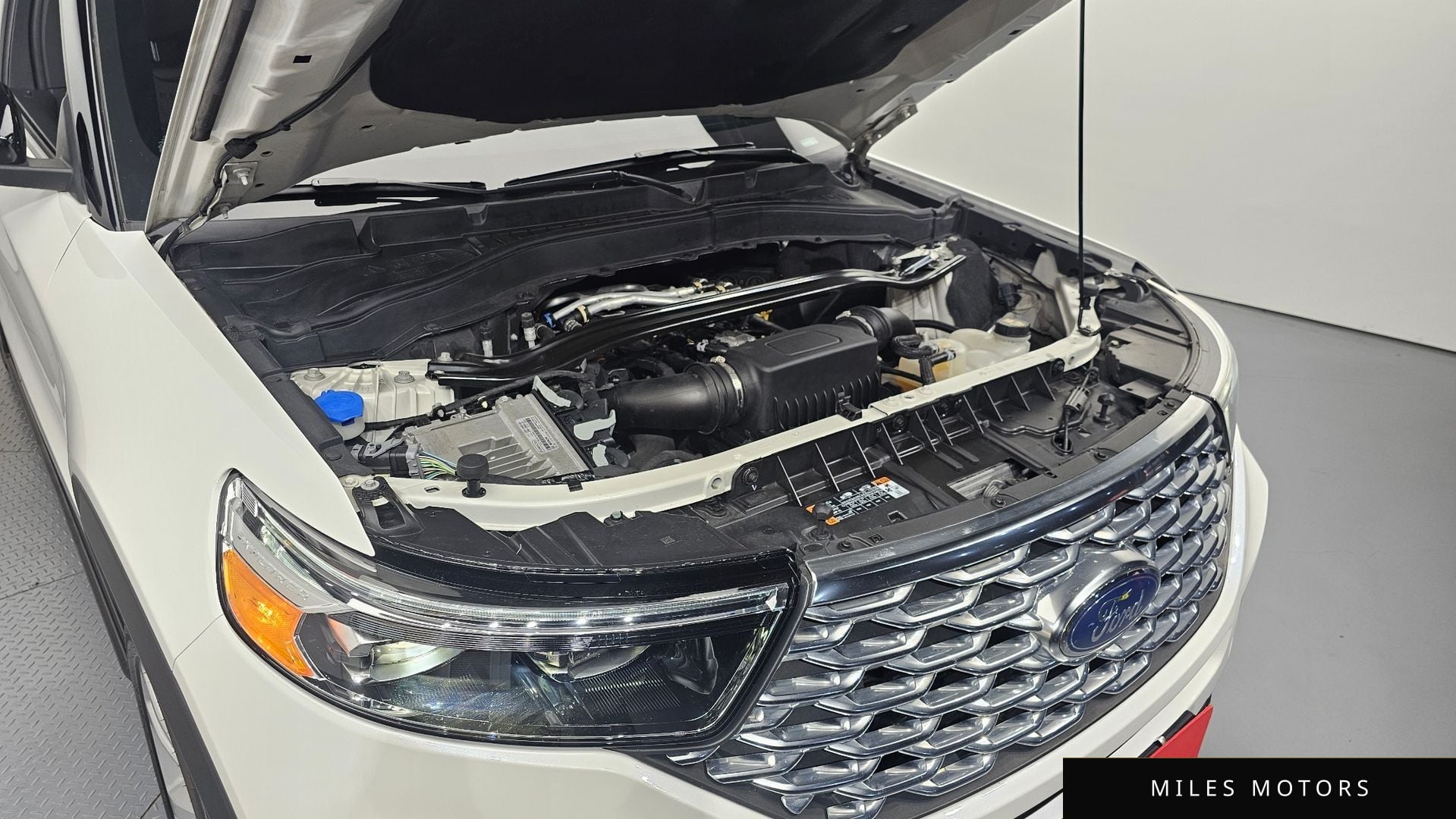 Ford Explorer 2021 — миниатюра 6