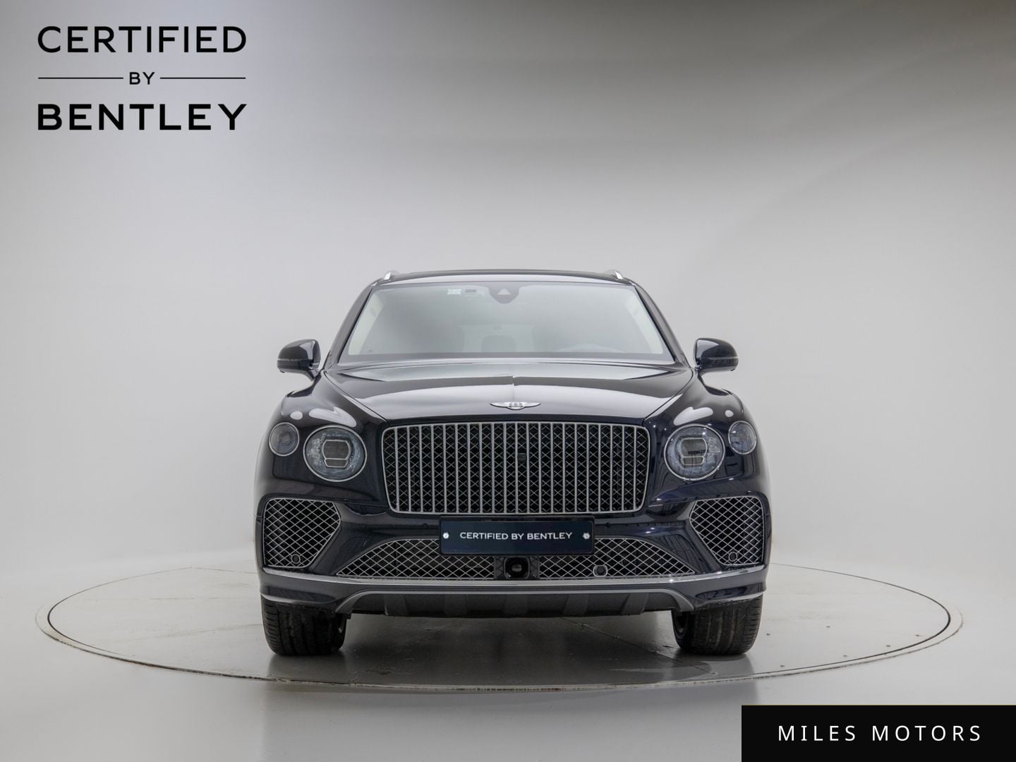 Bentley Bentayga 2025 — миниатюра 2