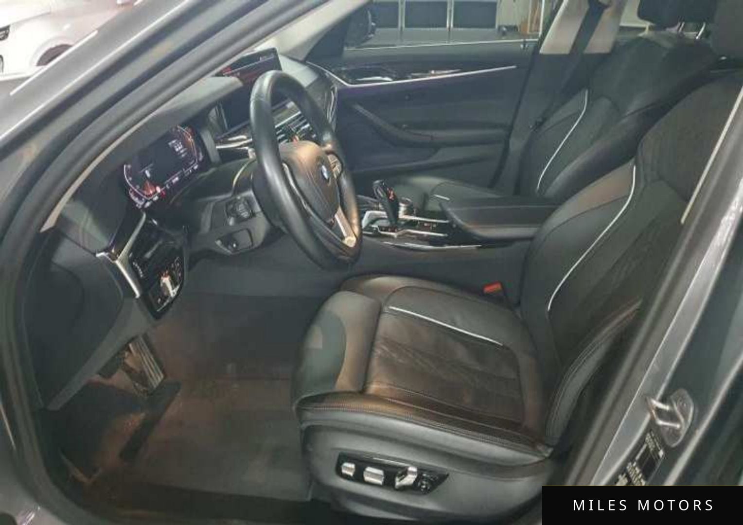 BMW 5 Series (G30) 2023 — миниатюра 4