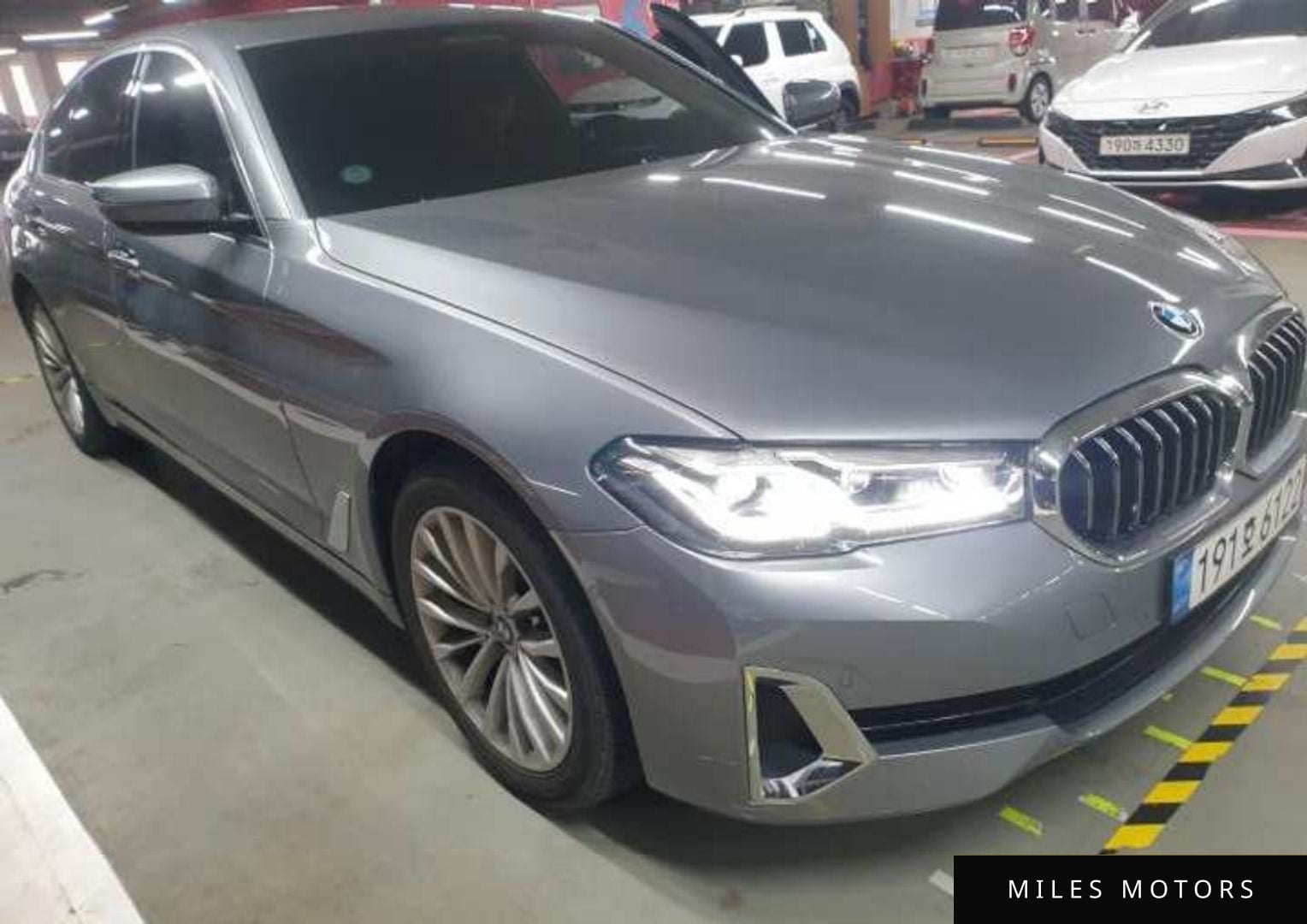 BMW 5 Series (G30) 2023 — миниатюра 8