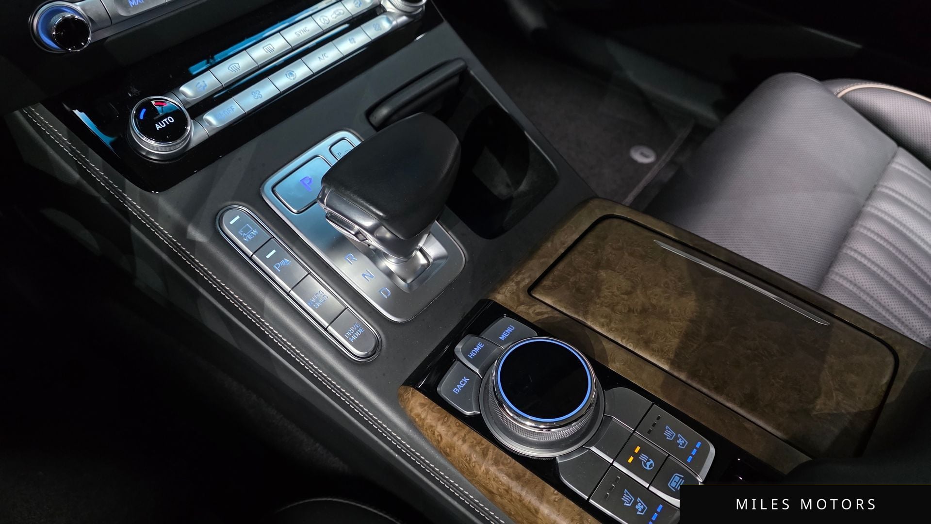 Genesis G90 2020 — миниатюра 12