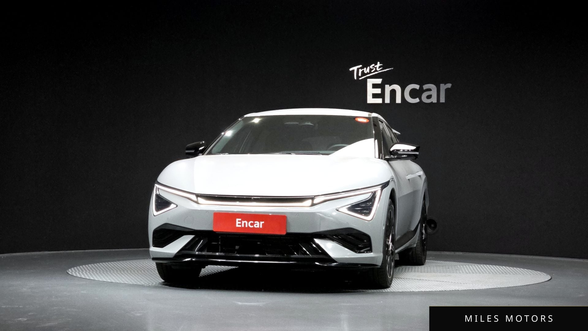 Kia EV6 2025 — миниатюра 3
