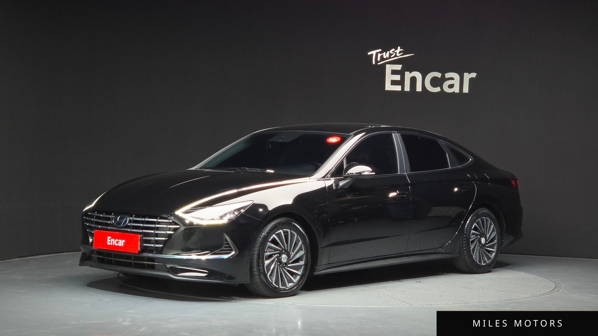 Hyundai Sonata 2022 — фото 1 из 12