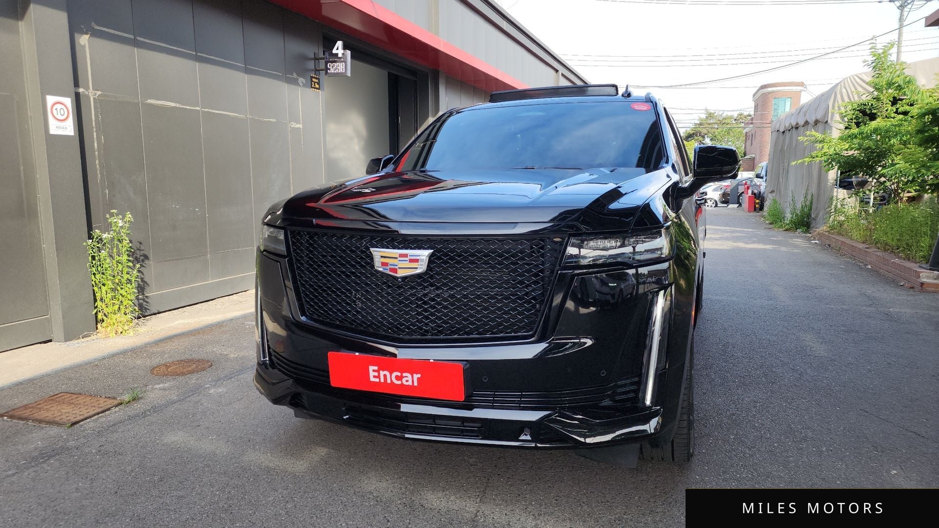 Cadillac Escalade 2023 — миниатюра 3